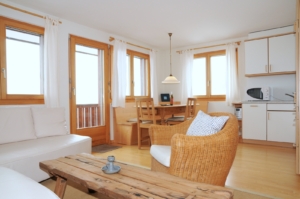 AmbienteA10_Wohnzi.2_org.2012 04 05_2126 (1600)